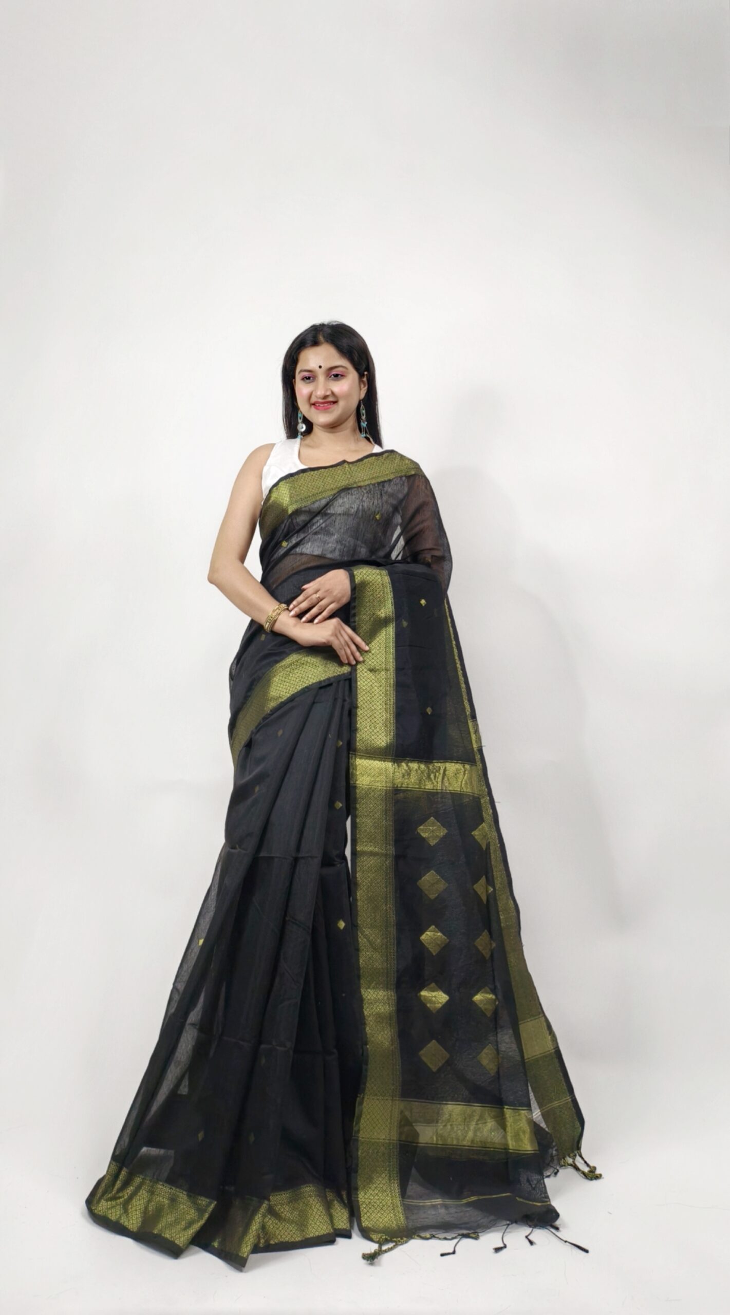 C Cotton Silk Nimki Buti Saree With B.P. - Image 1