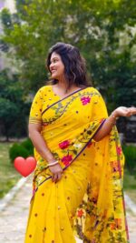 Cotton Resham / Half Mosline Tantuja Kalka Ful Design Saree With Worked B.P. - Image 2