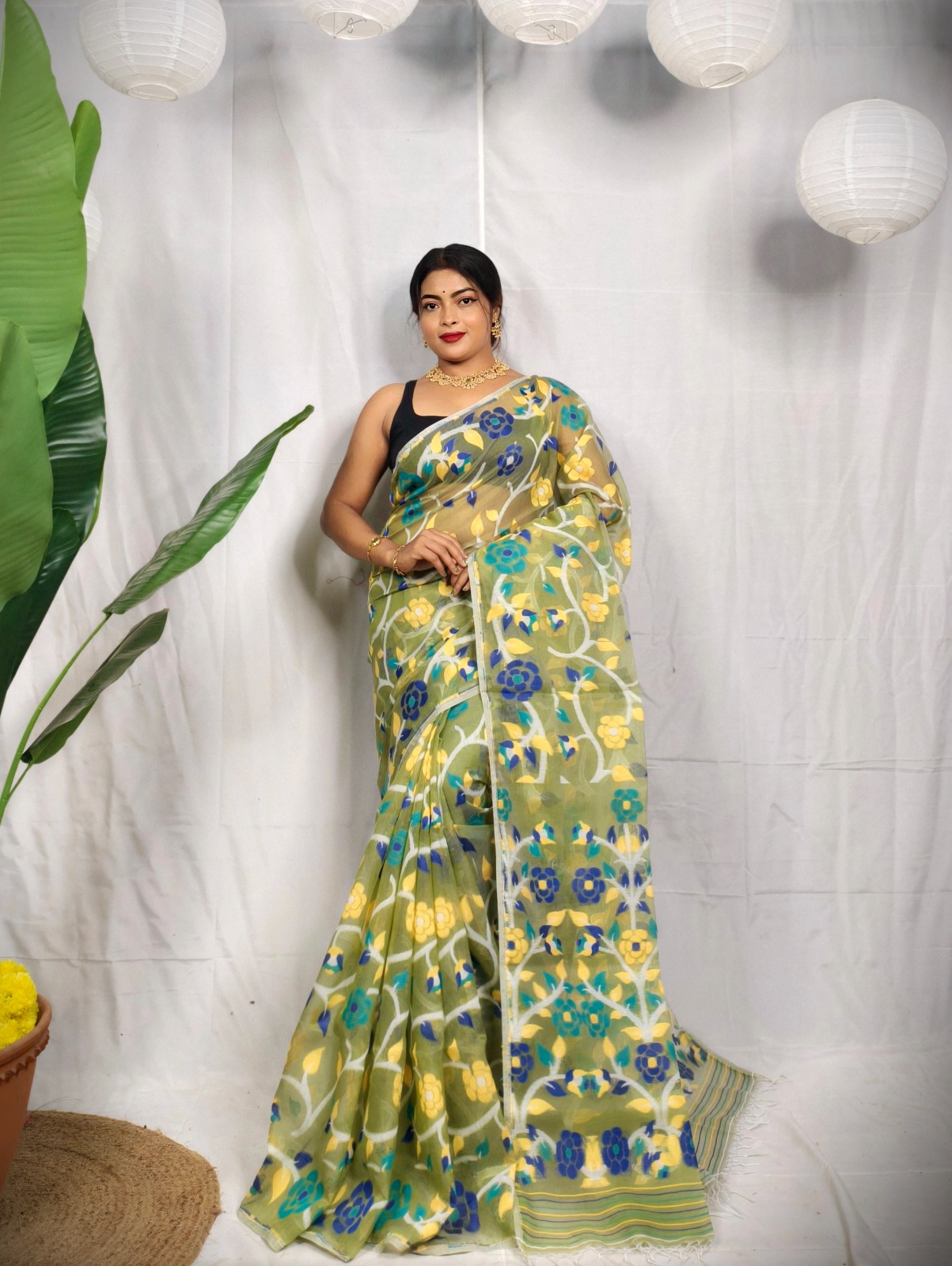C Elegant Floral Jamdani Style Soft Resham Saree with Running B.P. - Image 1